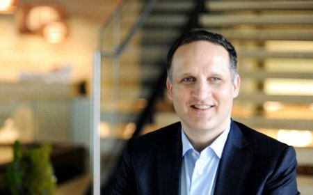 Adam Selipsky: Driving AWS Growth and Enterprise Cloud Innovation