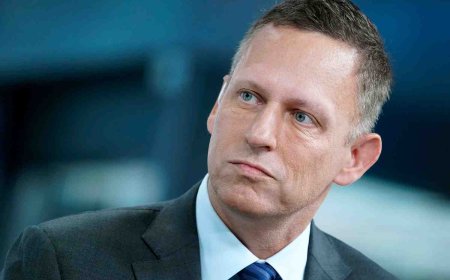 Peter Thiel: The Contrarian Investor Who Shaped Silicon Valley’s Startup Revolution